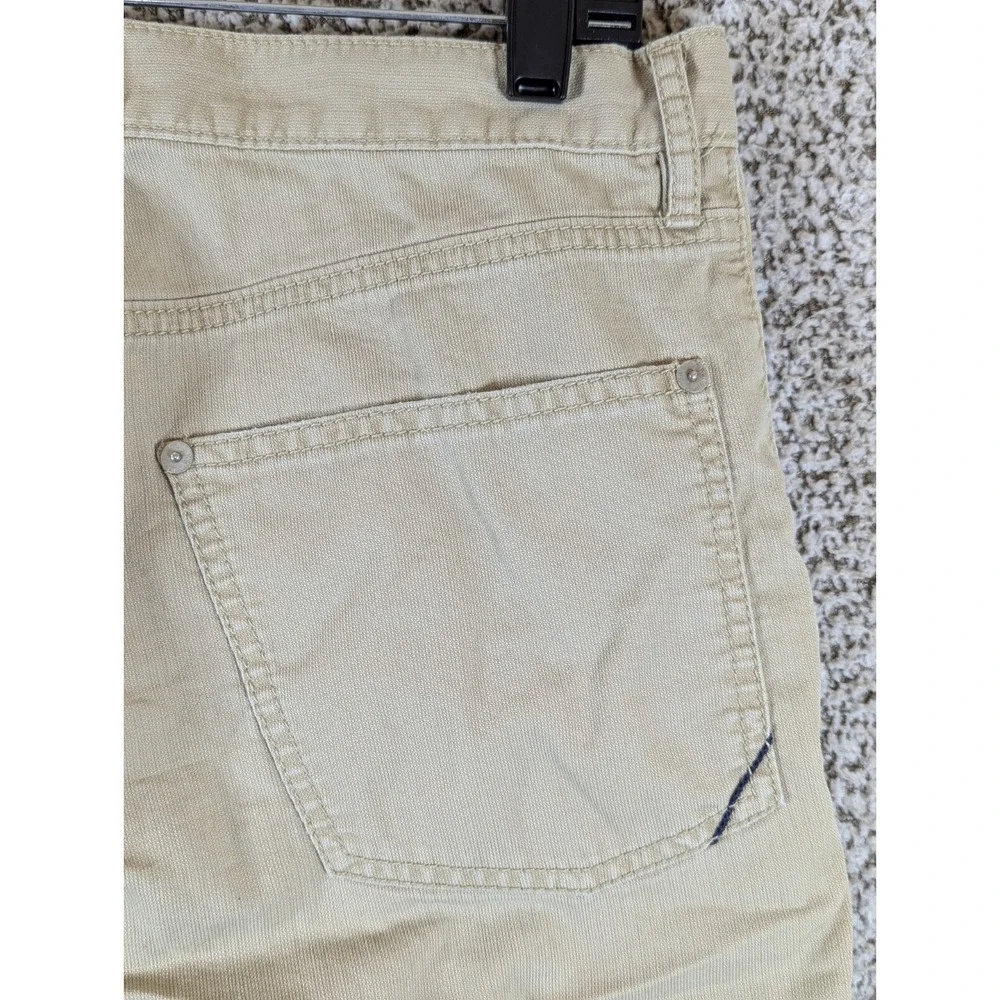 Banana Republic Corduroy Style Pants Men Size 30x30 (Tag 31x32) Color Button Fly